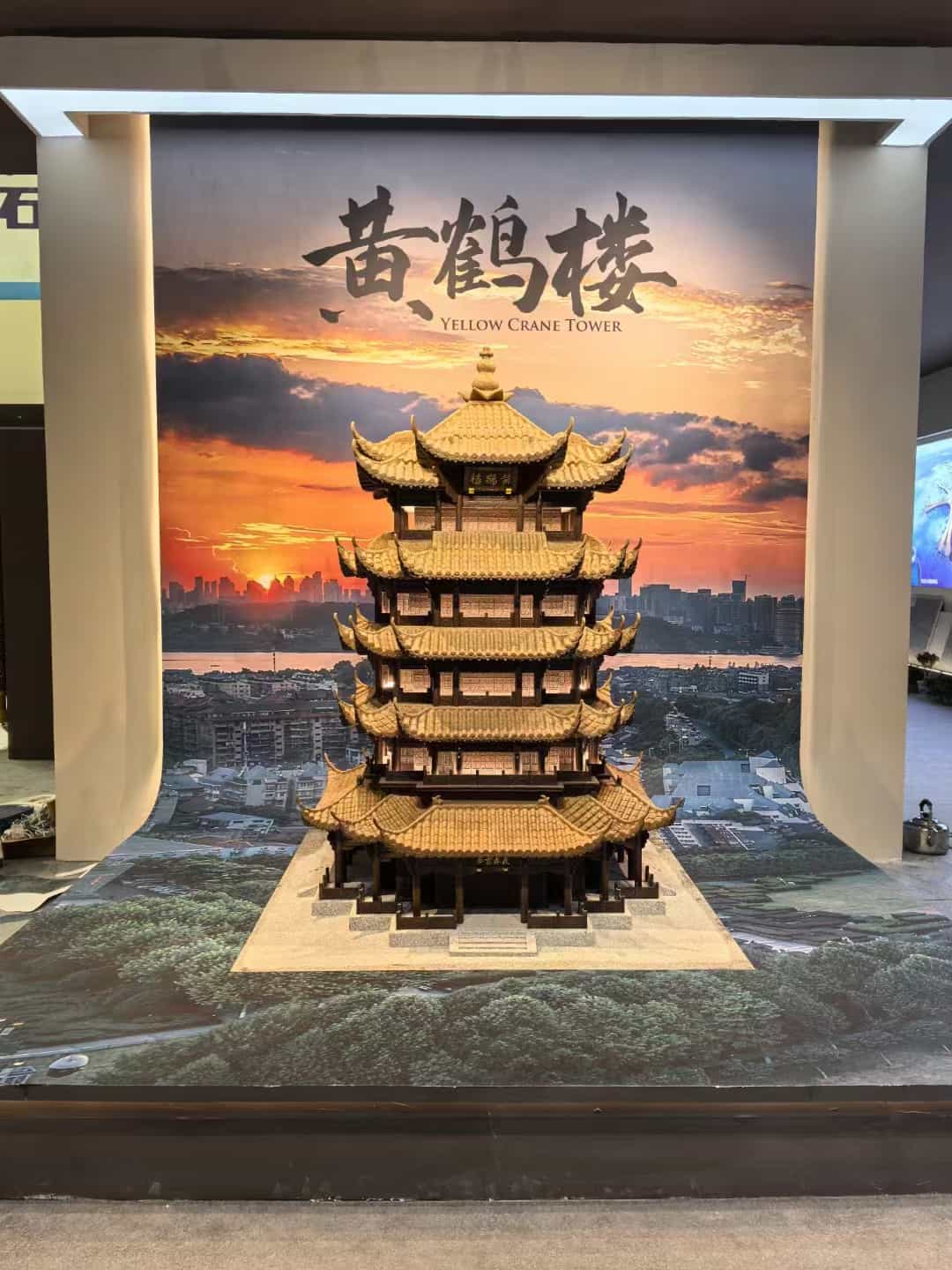 临汾仿古石文创作品-黄鹤楼