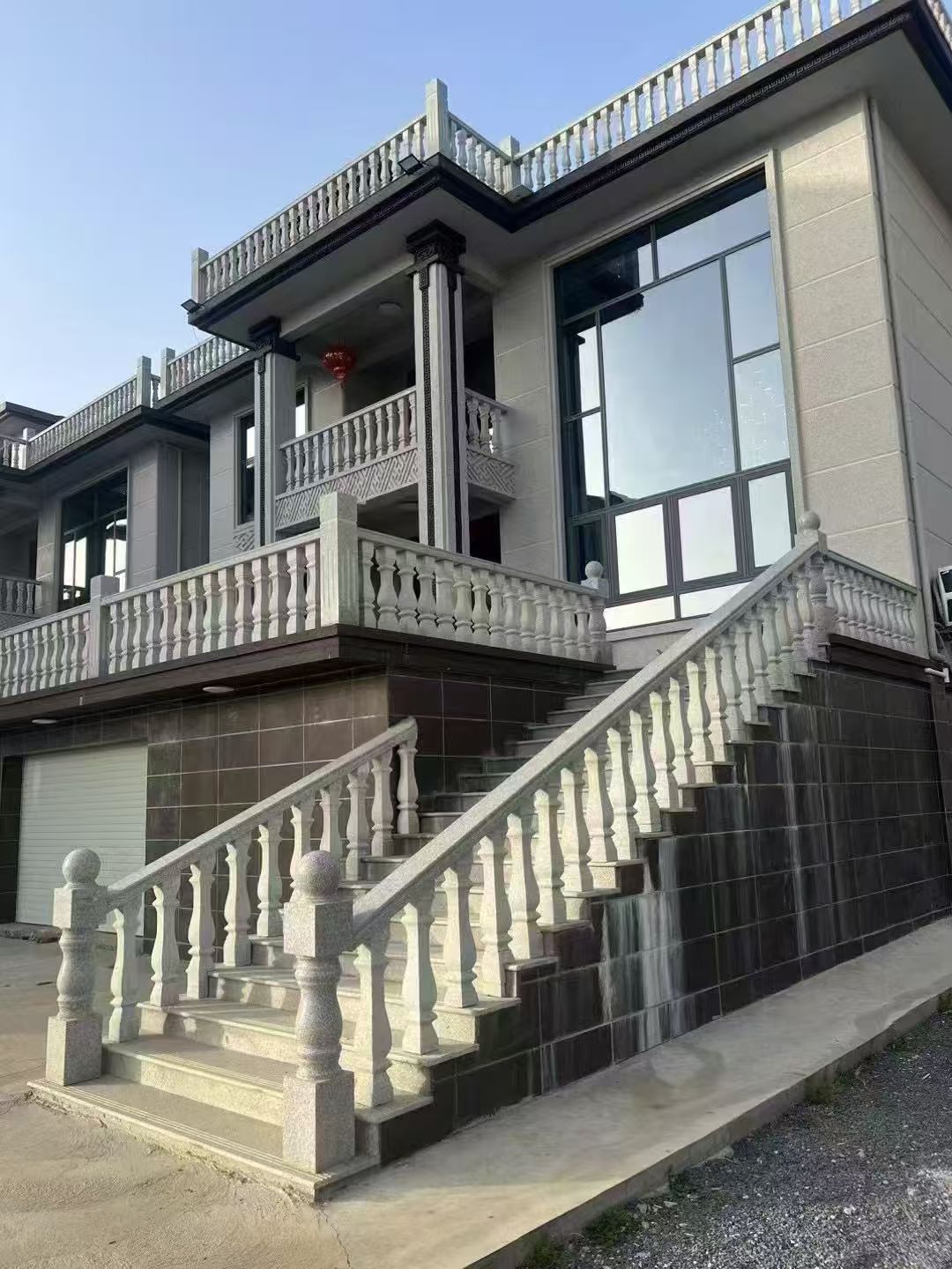 临汾 芝麻白别墅阳台栏杆，楼梯栏杆