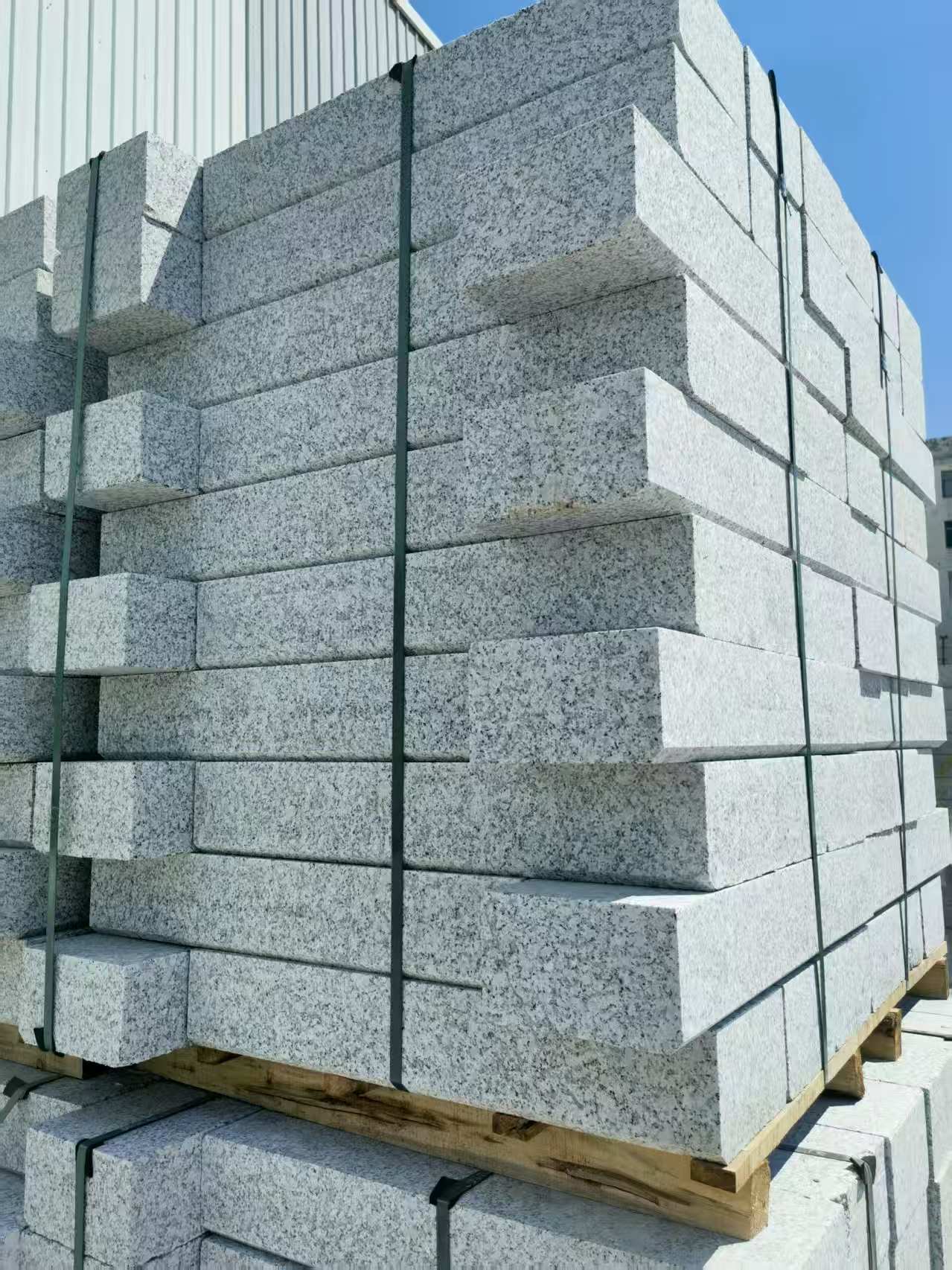 临汾 路沿石颜色均匀、尺寸标准