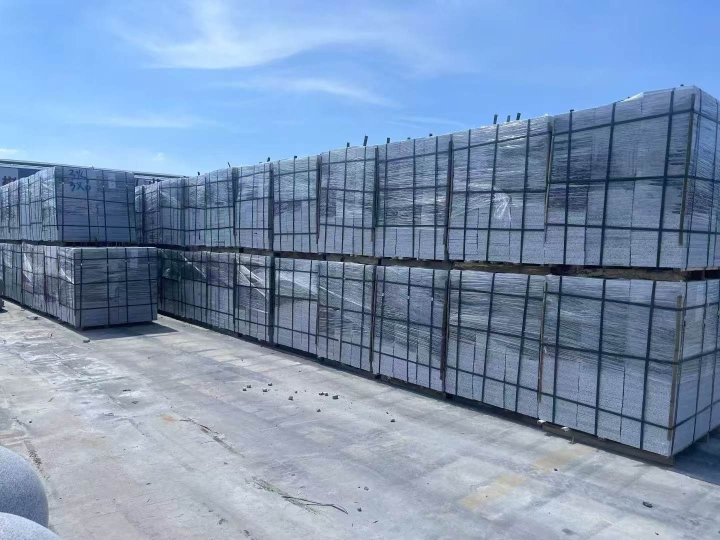 临汾 芝麻白火烧成品300*600地铺料，大量现货，物美价廉