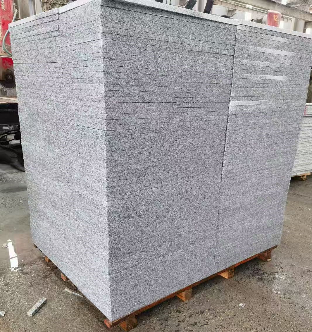 临汾 火烧面地铺石，街道广场园林市政工程板，1.8~5.0厚均有现货