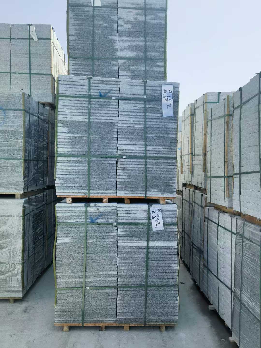 临汾芝麻白地铺成品